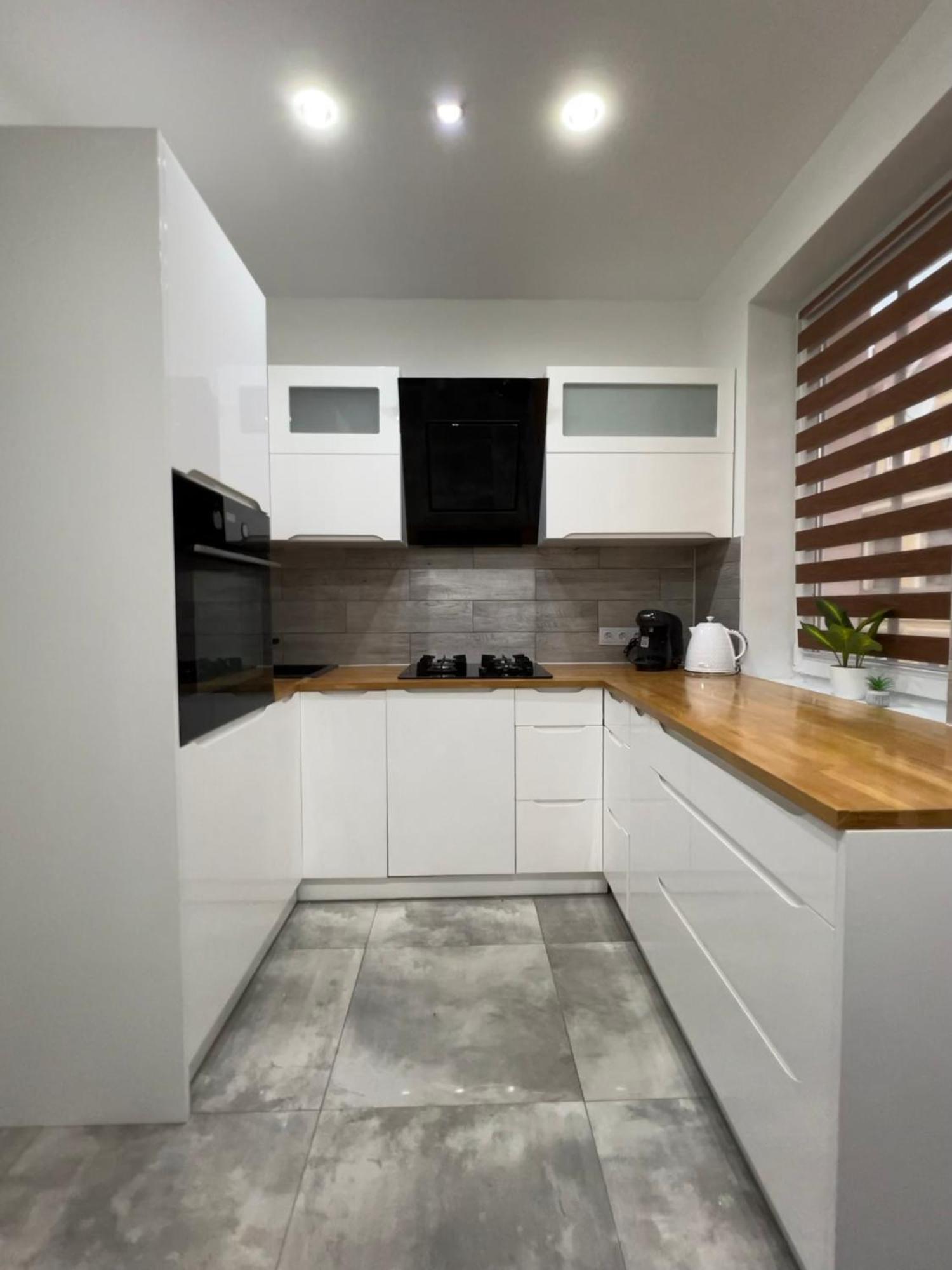 Apartament Eros Rynek โบเลสวาเวียส ภายนอก รูปภาพ