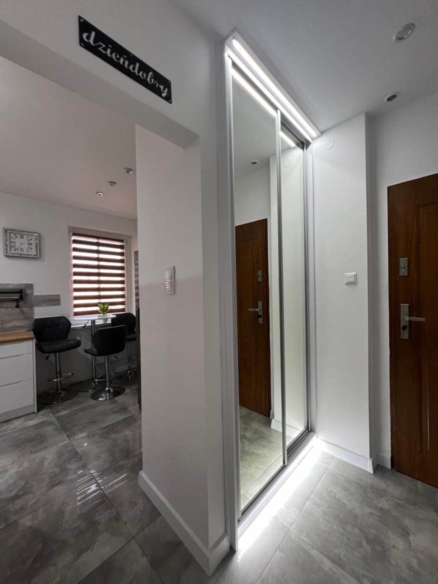 Apartament Eros Rynek โบเลสวาเวียส ภายนอก รูปภาพ